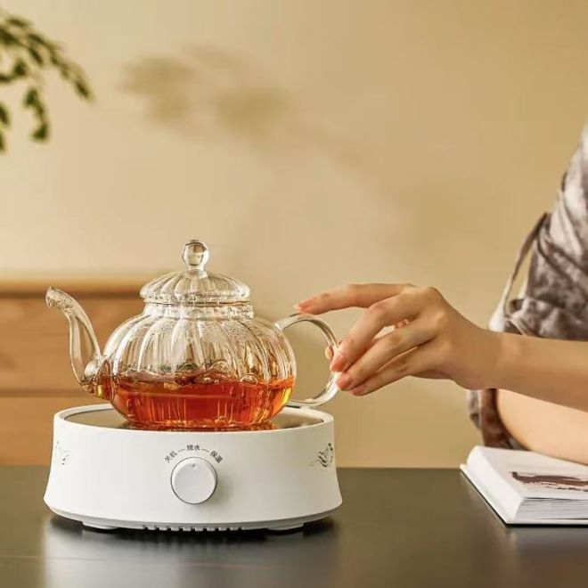 glass teapot